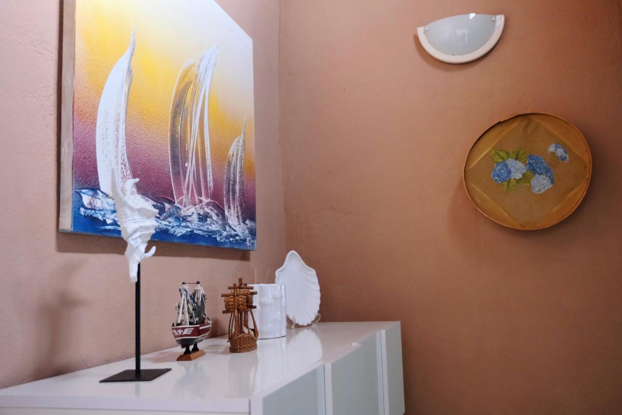 Magnolia - Casa Com Dois Quartos Junto Ao Mar - Renovada Em 2023 Mosteiros  Exterior photo